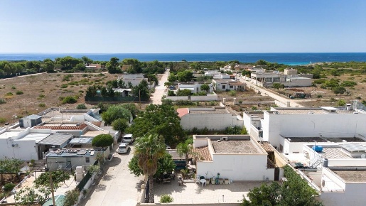 Foto Villa unifamiliare a Porto Cesareo di 90 m² con 3 locali in vendita