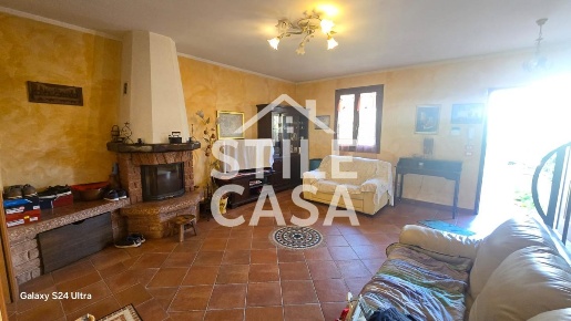 Foto Villa bifamiliare a Altopascio Altopascio Centro di 190 m² in vendita