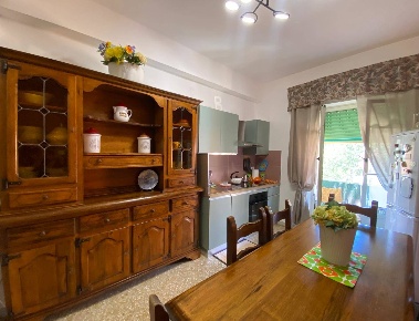 Foto Appartamento in Viale Jonio, Roma Città Giardino di 87 m² con 4 locali