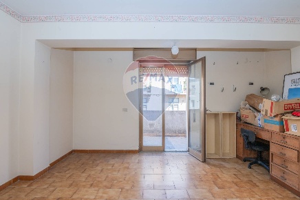 Foto Appartamento in Via Escuriales, Caltagirone Centro di 60 m² in vendita