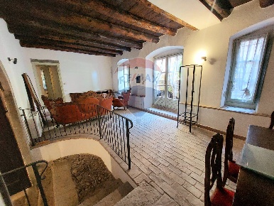Foto Appartamento a Ranzanico di 100 m² con 3 locali in vendita
