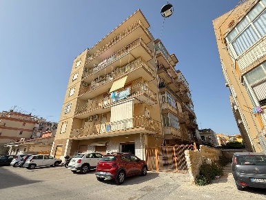 Foto Appartamento in VIA MONTORSOLI, Siracusa Bosco Minniti di 110 m²