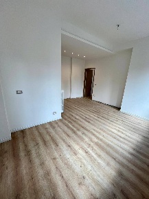 Foto Appartamento a Alessandria Piazza Garibaldi di 82 m² con 3 locali