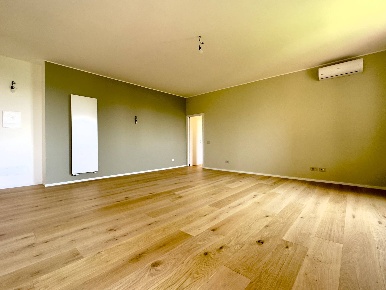 Foto Appartamento in Via  Albinoni, Monza Parco di 141 m² con 4 locali
