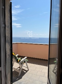Foto Appartamento in Via Matteotti, Cervo di 110 m² con 4 locali in vendita