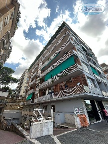 Foto Appartamento a Roma di 100 m² con 3 locali in vendita