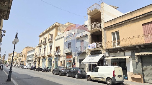 Foto Appartamento a Mazara del Vallo Centro di 400 m² con 7 locali