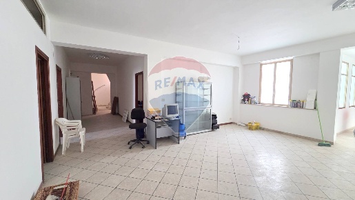 Foto Appartamento a Mazara del Vallo Centro di 400 m² con 7 locali