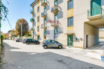 Foto Appartamento in via Mazzini, Arsago Seprio di 55 m² con 2 locali