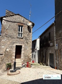 Foto Agriturismo a Narni di 90 m² con 2 locali in vendita