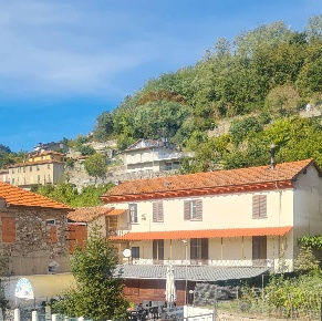 Foto Casa indipendente a Cengio Bormida Genepro di 138 m² con 5 locali