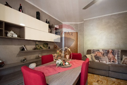 Foto Appartamento in Via Tonetti, Polaveno Gombio di 85 m² con 3 locali