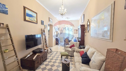 Foto Appartamento a Palermo Kalsa di 154 m² con 4 locali in vendita
