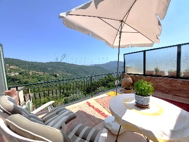 Foto Rustico in Via Provinciale, Borghetto d'Arroscia Centro di 160 m²