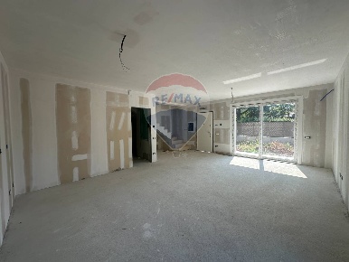 Foto Appartamento a Azzano San Paolo di 128 m² con 4 locali in vendita