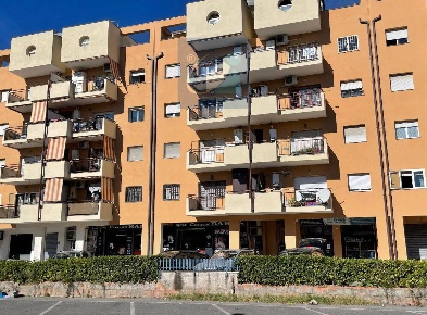 Foto Appartamento in Einaudi, Mentana Centro di 95 m² con 3 locali