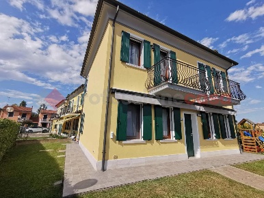 Foto Villa a schiera in Via FrescÃ  1/N, Gazzo Veronese Roncanova di 135 m²