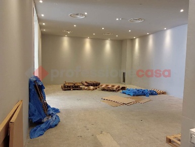 Foto Magazzino in Calamandrei, Arezzo Pescaiola di 400 m² con 3 locali