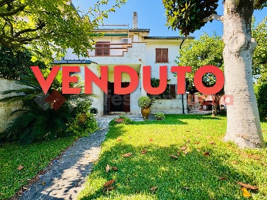 Foto Villa unifamiliare in Via PUNTA  CORALLO 5, San Felice Circeo di 80 m²
