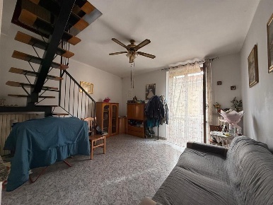Foto Appartamento in via 25 aprile, Vittuone di 95 m² con 3 locali