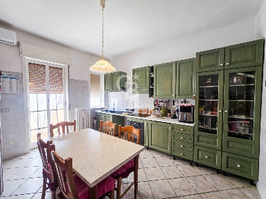 Foto Appartamento in Via Giuseppe Di Vittorio, Brindisi Commenda di 148 m²