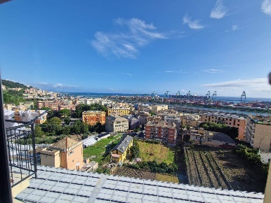 Foto Appartamento in Via Villini Ambrogio Negrone, Genova Pra' di 55 m²