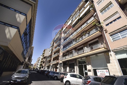 Foto Appartamento in Via Milano, Catania Corso Italia - Europa di 155 m²
