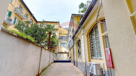 Foto Appartamento in Via Carlo Farini, Milano Farini di 35 m² con 1 locali
