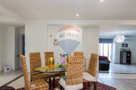 Foto Appartamento in Contrada Valcorrente, Belpasso di 160 m² con 6 locali