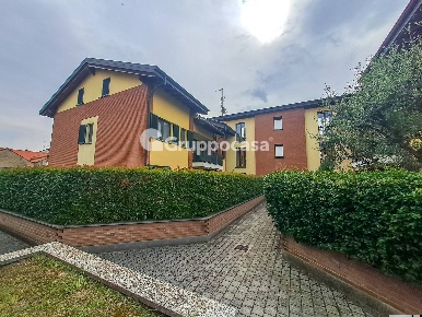 Foto Appartamento in Via Beato Giovanni Paolo II, Marcallo con Casone