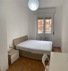 Foto Appartamento in via Aosta, Milano Cenisio di 12 m² con 3 locali