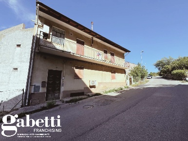 Foto Casa indipendente in Via ALDO MORO 17, Galati Mamertino di 330 m²