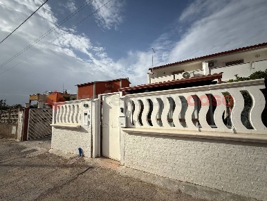 Foto Villa singola in Via ARACHIDI 119, Leporano Leporano Marina di 60 m²