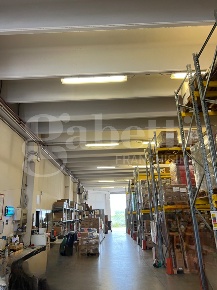 Foto Capannone industriale in Tiziano Vecellio, Mogliano Veneto di 700 m²