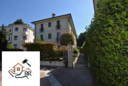 Foto Appartamento in Via G. Cantele snc, Lusiana Conco Lusiana di 215 m²