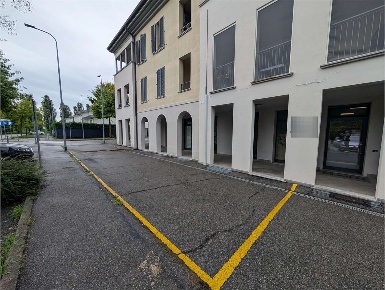 Foto Ufficio in via Maria Montessori, Vaprio d'Adda di 108 m² con 1 locali