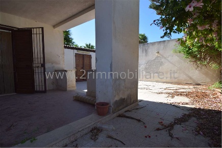 Foto Villa bifamiliare in Via del Mare, Mazara del Vallo Tonnarella