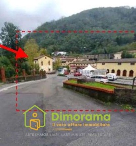 Foto Ufficio in Viale Roma 9, Bagni di Lucca Centro di 344 m² con 7 locali