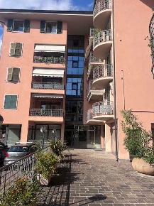Foto Ufficio a Rovereto di 70 m² con 3 locali in affitto