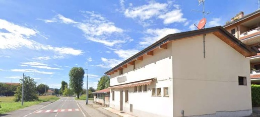 Foto Negozio in Via Livio Colzani, Seregno Sant'Ambrogio di 171 m²