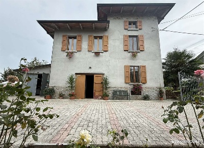 Foto Casa indipendente in Strada La Villa, Neviano degli Arduini di 263 m²