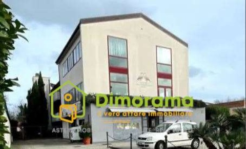 Foto Ufficio in Via delle Cerbaie 5, Altopascio Altopascio Centro di 126 m²