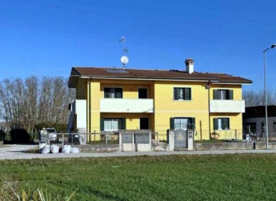 Foto Appartamento in Via Manuzza, San Michele al Tagliamento di 138 m²