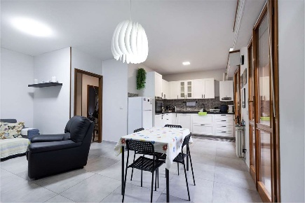 Foto Appartamento a San Giorgio Bigarello di 100 m² con 4 locali in vendita