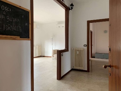Foto Appartamento in VIA MALAKOFF 17, Corsico di 146 m² con 4 locali