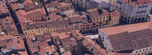 Foto Magazzino in Corso Umberto I, Mantova Centro di 10 m² con 1 locali