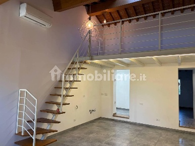 Foto Villa a schiera a Cascina Navacchio Nord - Zambra di 95 m² in vendita