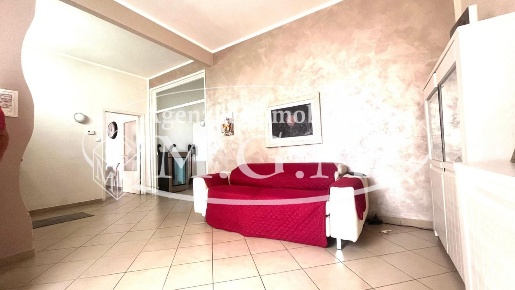 Foto Appartamento a Pontedera Oltrera di 97 m² con 4 locali in vendita