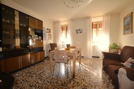 Foto Casa indipendente a Lucca Fagnano - Meati di 130 m² con 6 locali