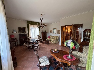 Foto Appartamento a Siena Petriccio - Acquacalda di 110 m² con 5 locali